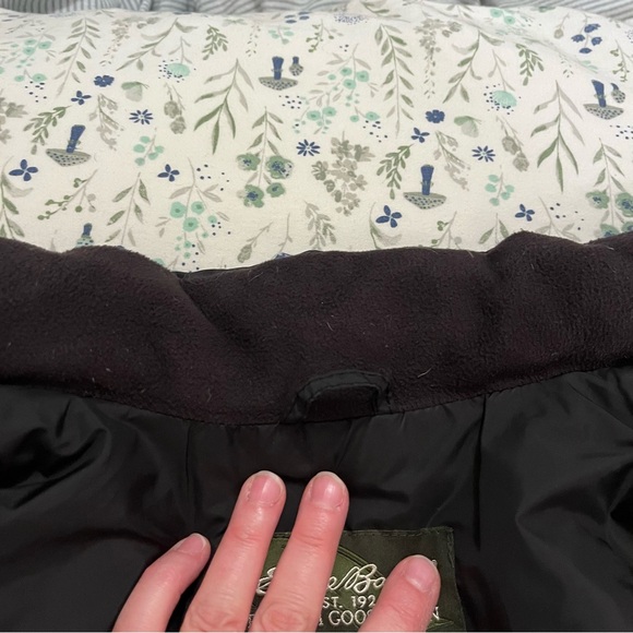 Eddie Bauer black Quilted Goose Down women’s size medium vintage Vest - Picture 12 of 13